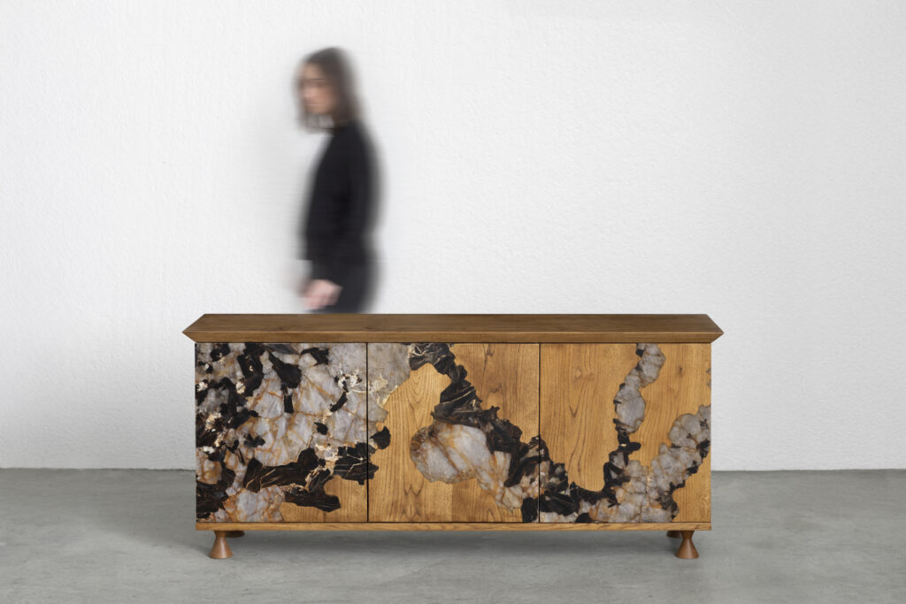 Oak cabinet inlaid with Patagonian Quartzite